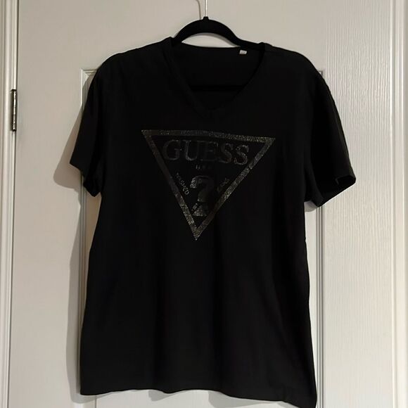 Guess black  T-shirt/Size L - Picture 1 of 4